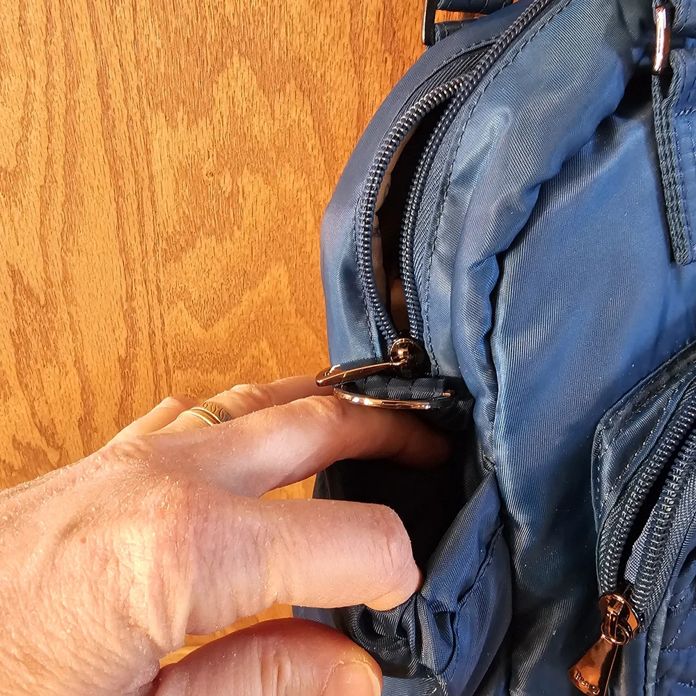 lug lightweight tote